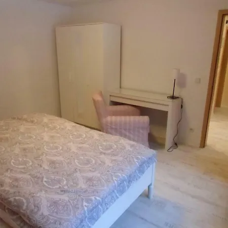 Simone Apartment *